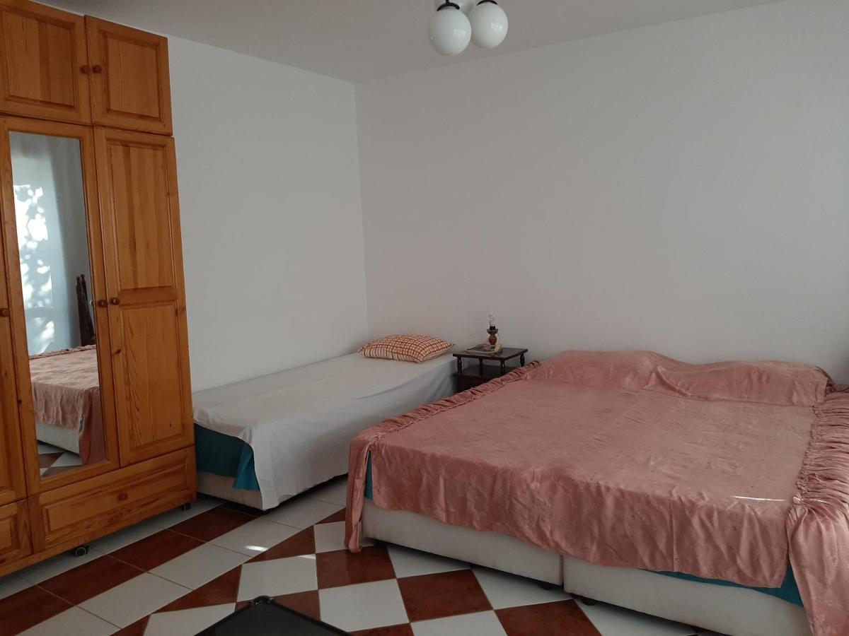 Popov Guest House Balchik Extérieur photo