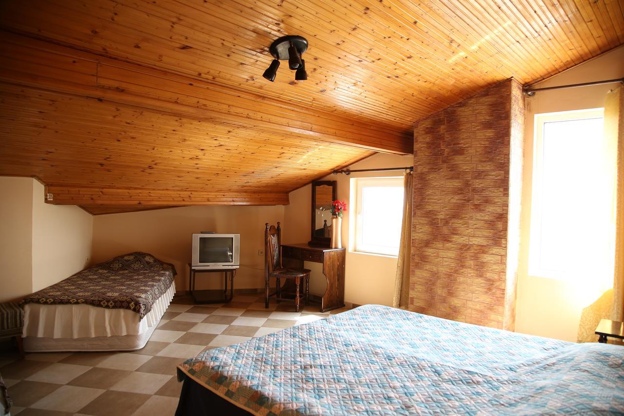 Popov Guest House Balchik Extérieur photo