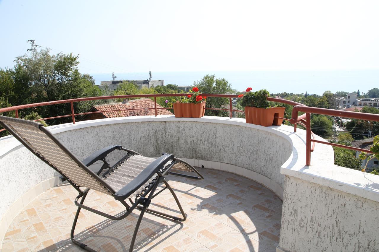 Popov Guest House Balchik Extérieur photo