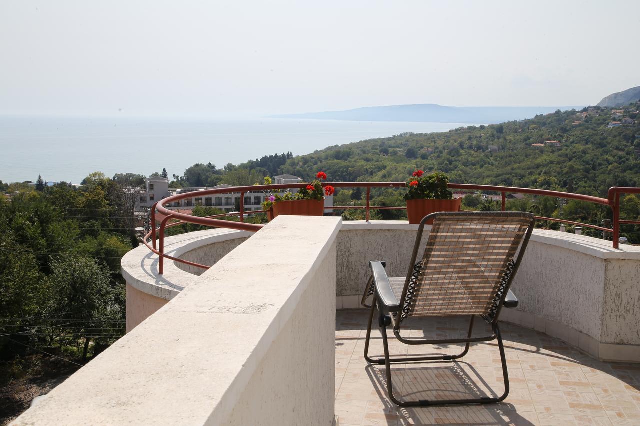 Popov Guest House Balchik Extérieur photo