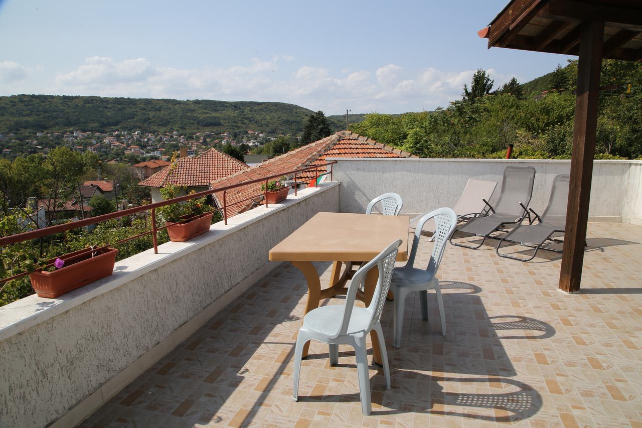 Popov Guest House Balchik Extérieur photo
